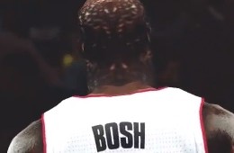 Chris Bosh 8-Foot Raptor In NBA 2K13 Mode