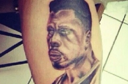 Fan Gets a Patrick Ewing Tattoo