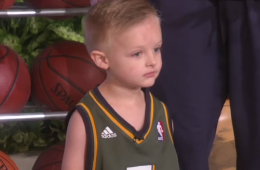 Gordon Hayward and Derrick Favors Surprise Young Fan on Ellen