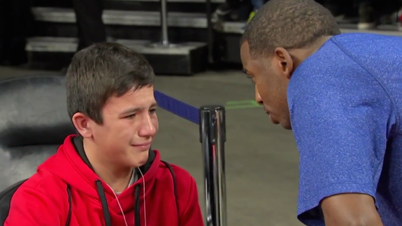 Chris Paul Fulfills Wish of Young Fan Who Lost Mother to Cancer
