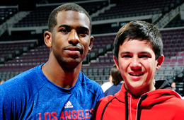 Chris Paul Fulfills Wish of Young Fan Who Lost Mother to Cancer