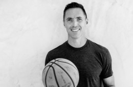 Steve Nash Officially Retires