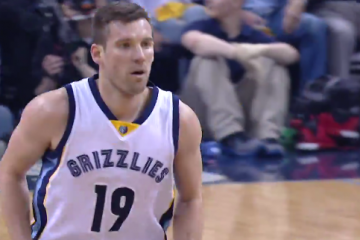 Beno Udrih Leads Grizzlies In Game 1 Win