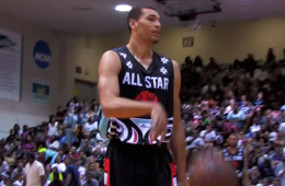 Zach LaVine Puts On a Dunk Expo at Seattle Pro-Am Dunk Contest