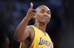 Lakers Sign Metta World Peace