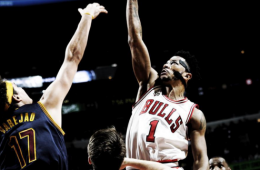 Derrick Rose Scores 18 On Opening Night