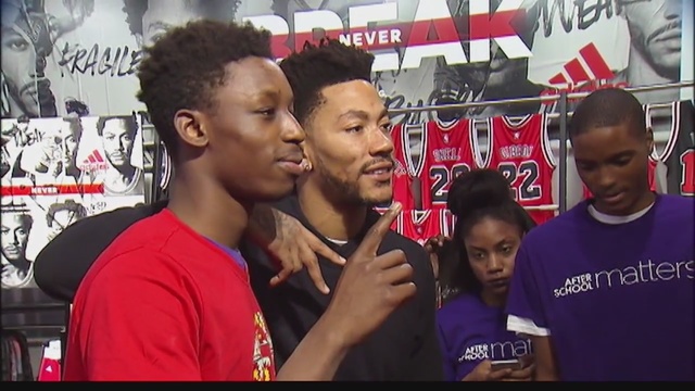 Derrick Rose Surprises Students with a Shopping Spree