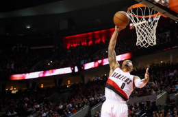 Damian Lillard Is On Fire, Scores 30 Again