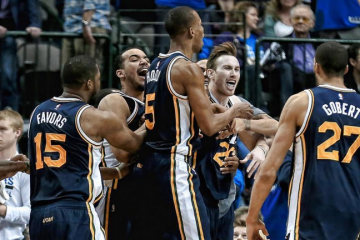 Gordon Hayward Extends Jazz Win Streak with Buzzer-Beater