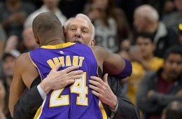San Antonio Spurs Honor Kobe Bryant