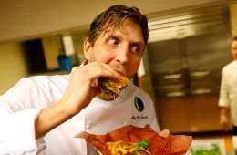 Watch Dirk Nowitzki Eat the Dirk Nowitzki Burger