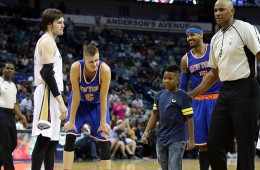 Random Kid Storms Court to Meet Carmelo Anthony