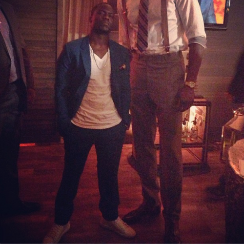 Kevin Hart is mad short