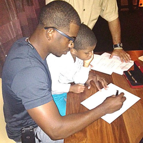 Chris Paul Officially Re-Signs with the Clippers