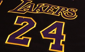 Lakers Offically Unveil Black ‘Hollywood Nights’ Jerseys
