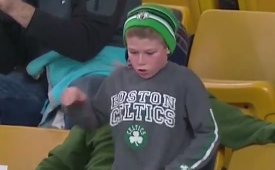 Young Celtics Fan Gets His Dance On