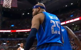 Vince Carter Dunks On Queue In Toronto