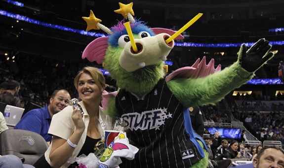 Orlando Magic Mascot STUFF Proposes to Kate Upton