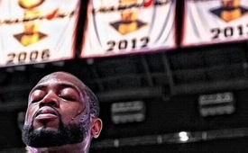 Dwyane Wade Re-Signs With Miami Heat