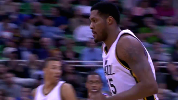 Derrick Favors Drops 29 Points and 12 Rebounds On Knicks