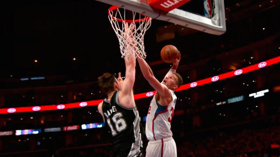 Blake Griffin Dunked All Over Baynes, Three Times