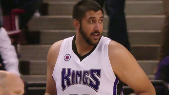 Sim Bhullar Checks Into His First NBA Game