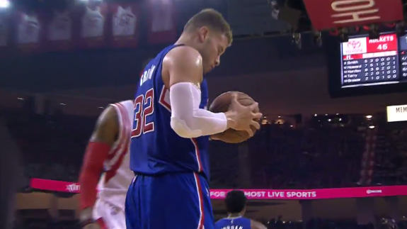 Blake Griffin Gets Back-to-Back Triple-Doubles
