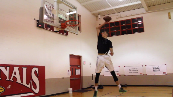 Zach LaVine Is An Awesome Football Dunker Too