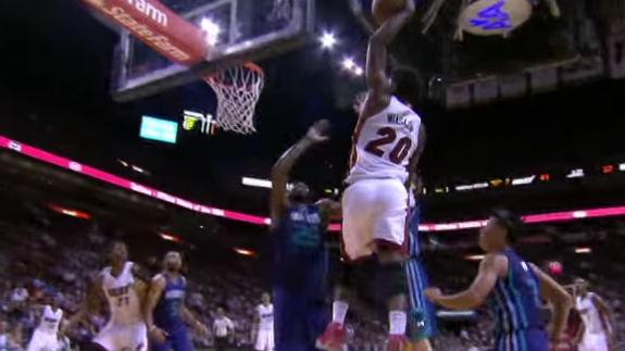 Justise Winslow Kicks Things Off In Style