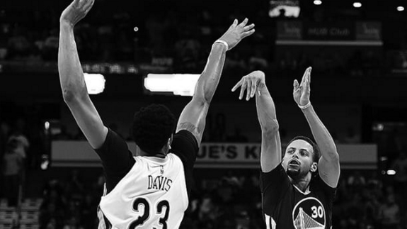 Stephen Curry Torches Pelicans with 53 Points