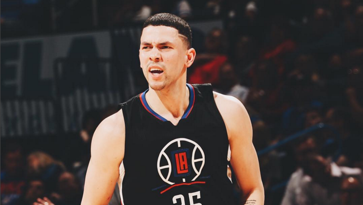 Austin Rivers Scores Career-High 32 Points In Loss